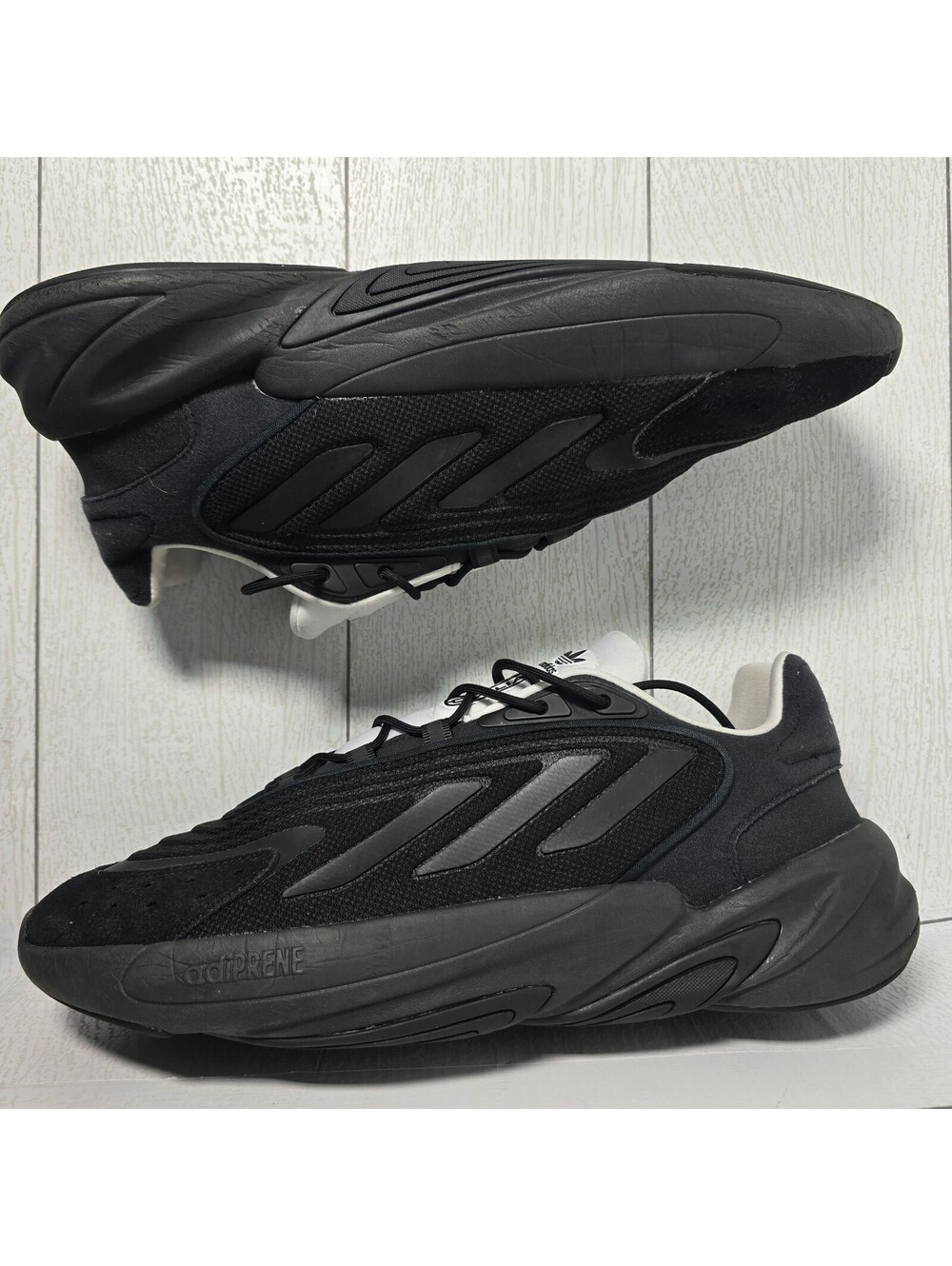 adidas Ozelia Black White GX4499 Men’s Size 11 Adiprene Sneakers